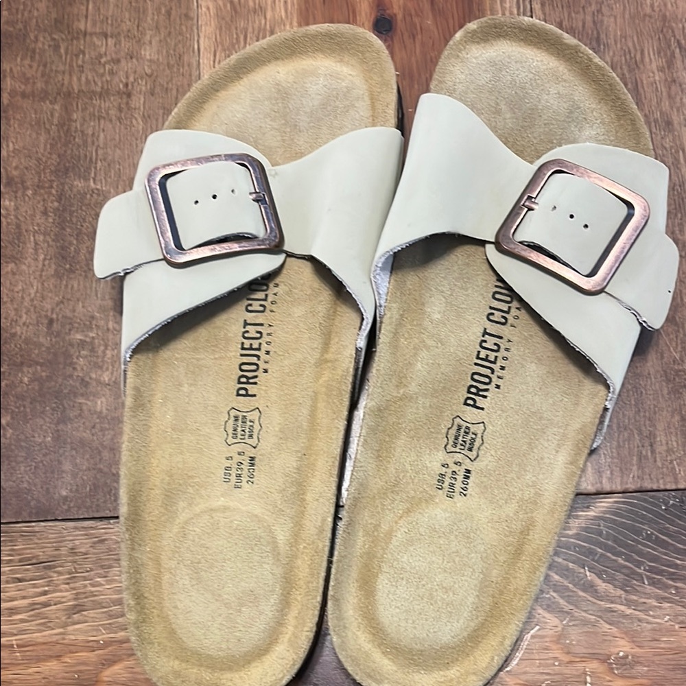 Project Cloud White Slide Sandals - Picture 2 of 12